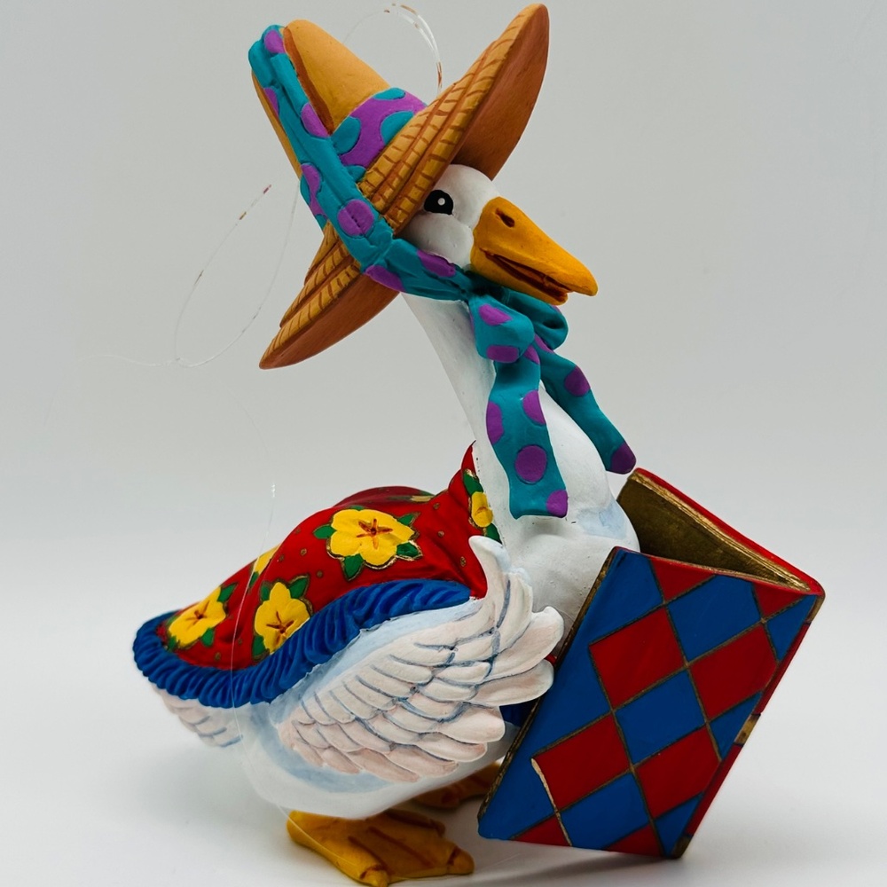 Vintage Mother Goose Department 56 Ornament Figure - RARE! - Picture 4 of 16